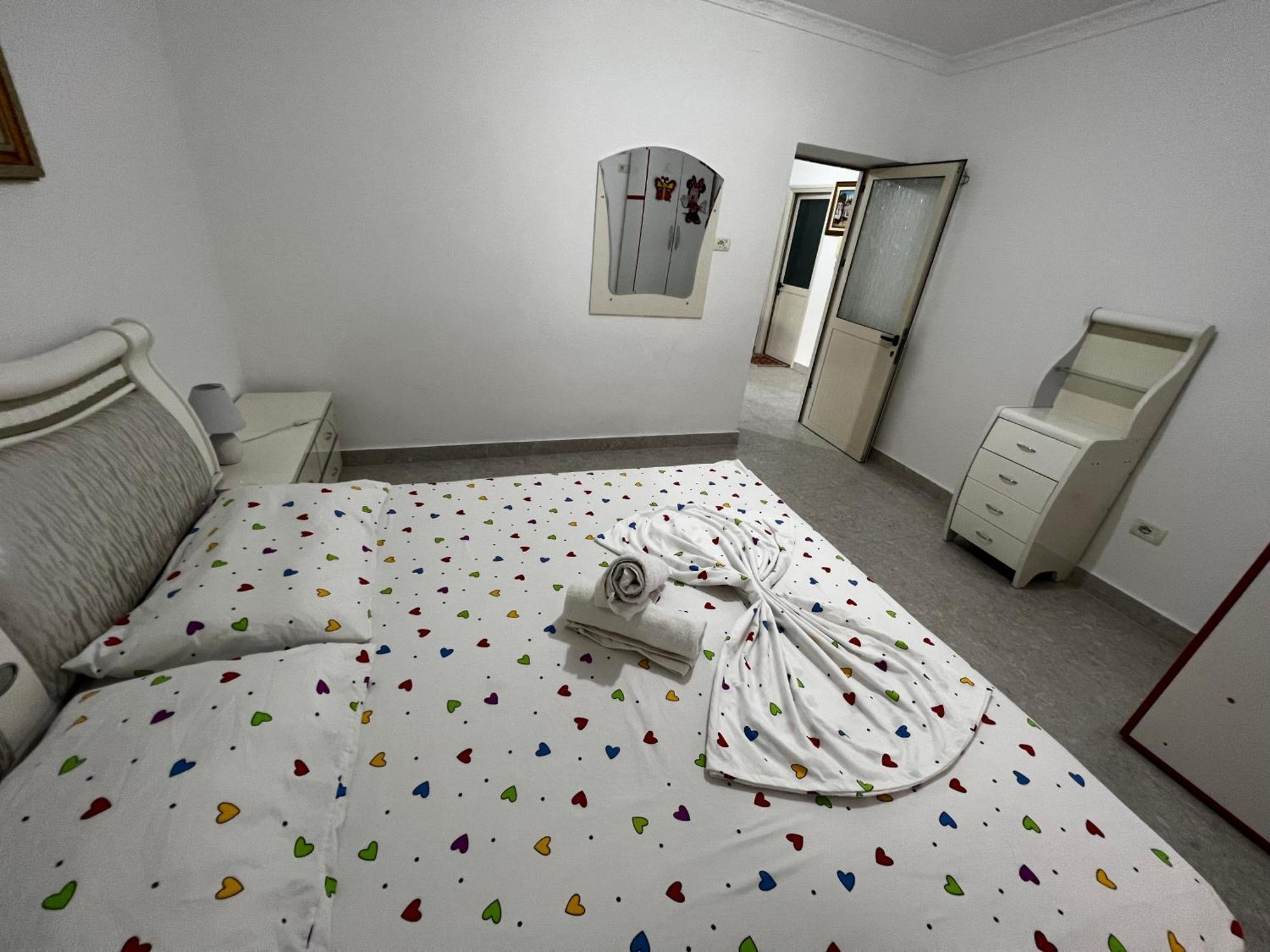 Boulevard Apartment Tirana Bagian luar foto
